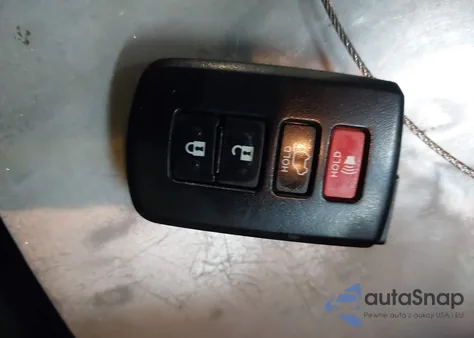 2016 Toyota Rav4 Xle z USA, uszkodzony, nr VIN 2T3RFREV2GW461396